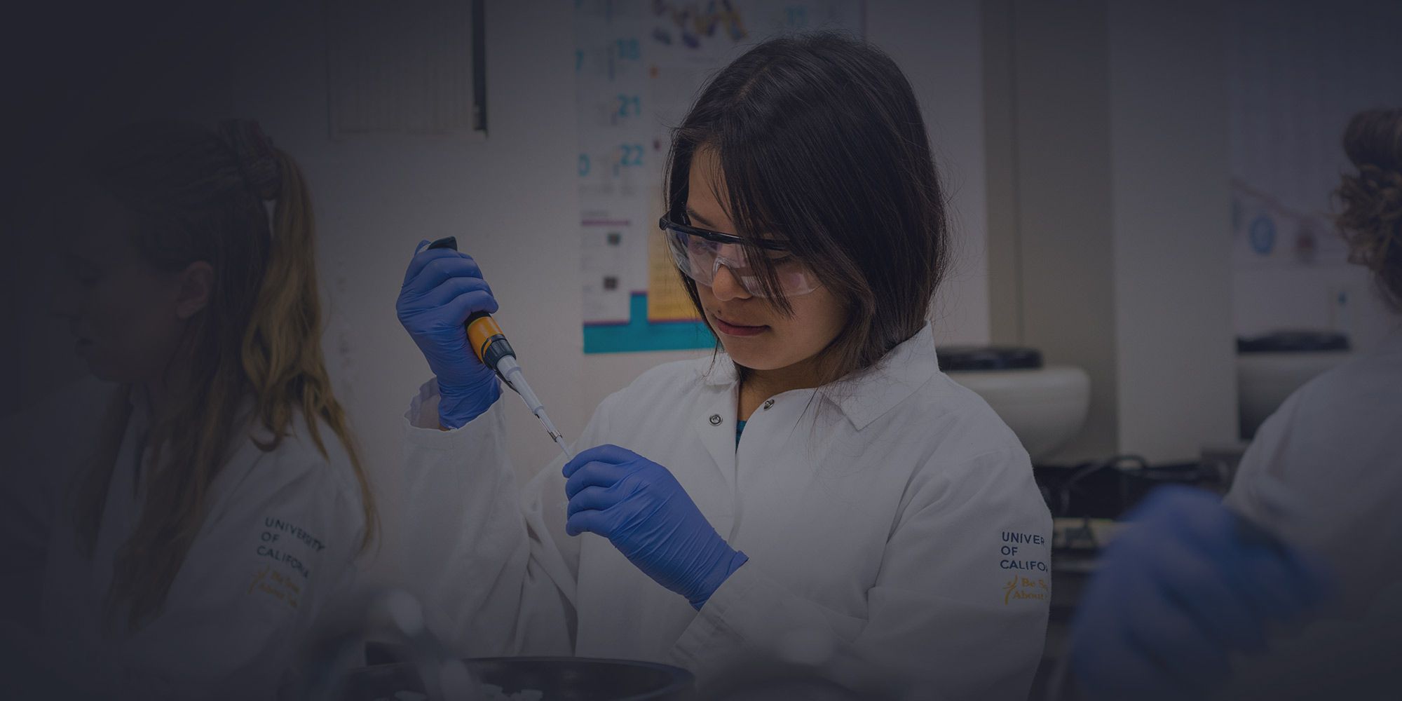 An undergraduate performs an experiment for the IGI's CRISPR course at UC Berkeley