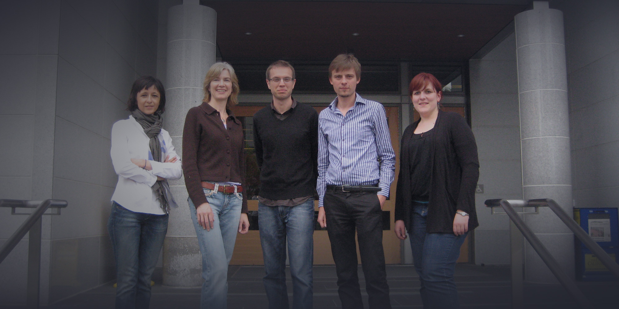 Emmanuelle Charpentier, Jennifer Doudna and the full team from the 2012 CRISPR paper