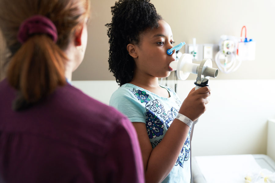 Paciente pediátrico con asma en UCSF