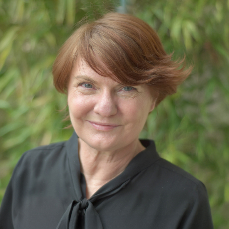 Headshot of Carolyn Sherry