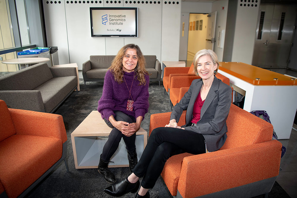 Jill Banfield and Jennifer Doudna at the IGI building at UC Berkeley