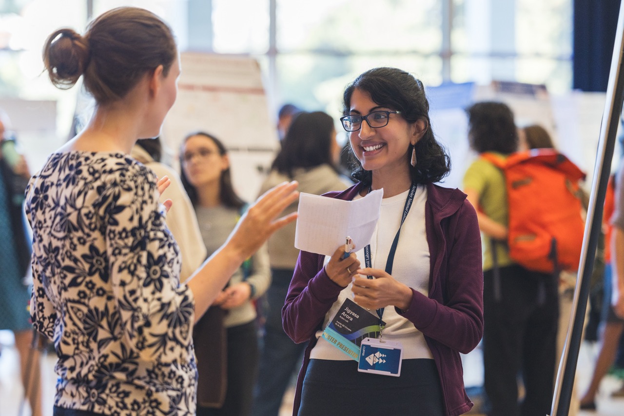 Jigyasa Arora explains her research at the Inside IGI 2024 poster session.