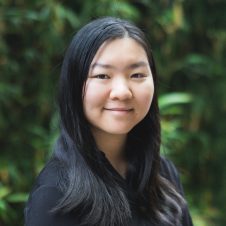 Angela Du's headshot