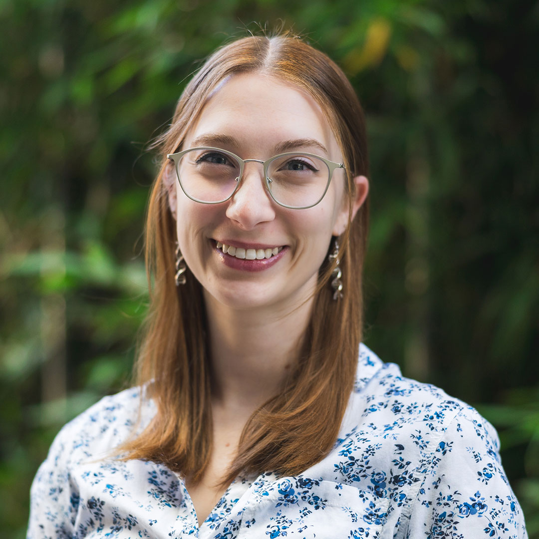 Angela Voelker's headshot